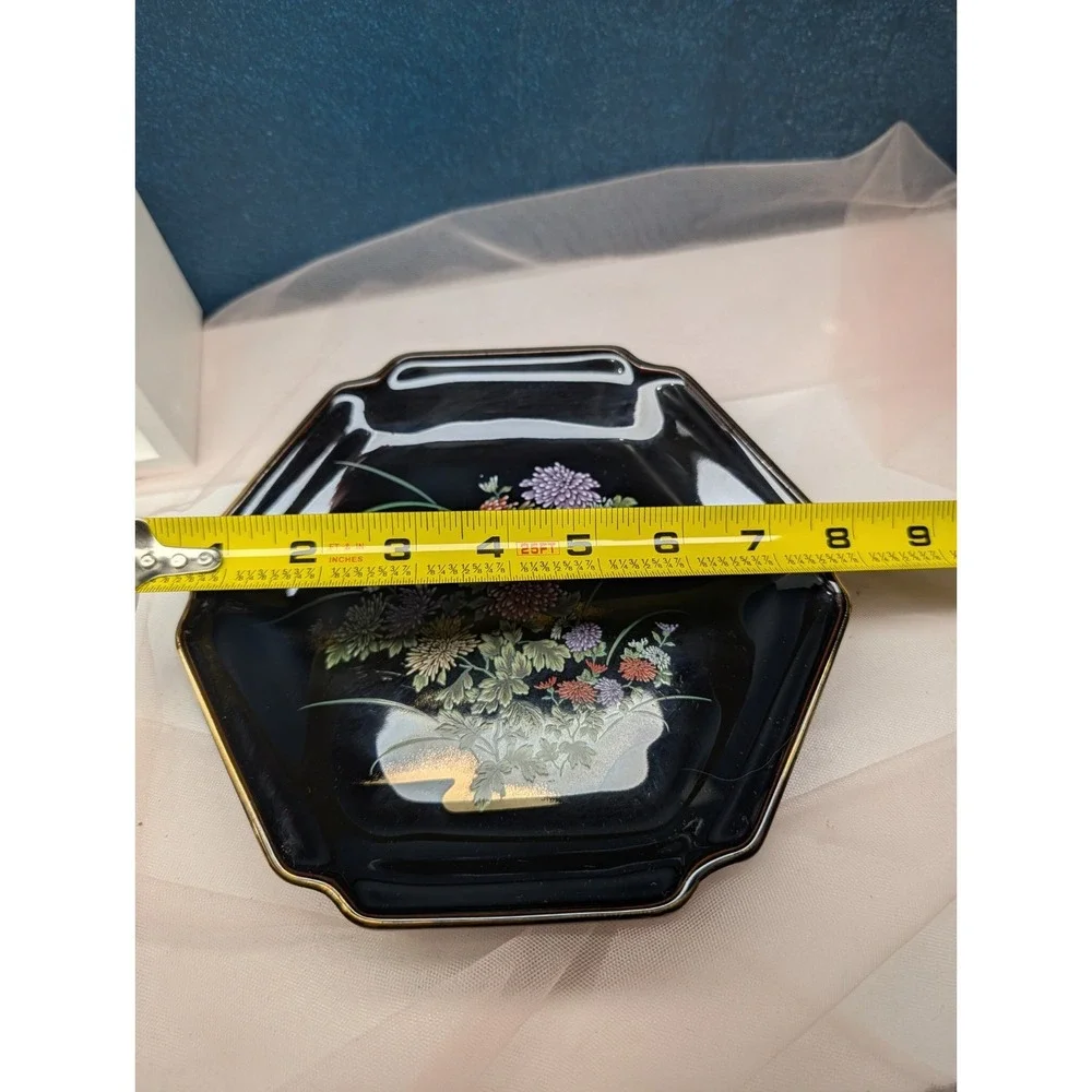 Vintage Japanese Black & Gold Chrysanthemum Floral Trinket Tray